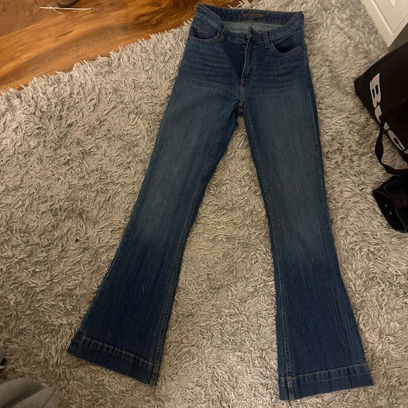 Jennifer High Rise Jeans - Picture 4 of 9